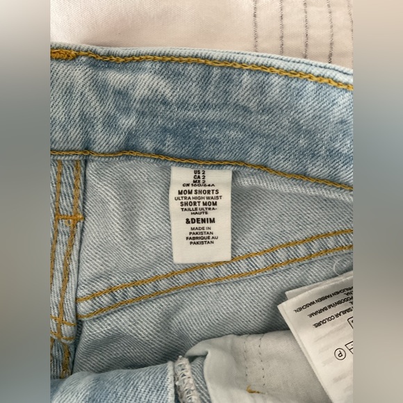 H&M Boyfriend Low Ripped Jeans Size 2 - Picture 6 of 7